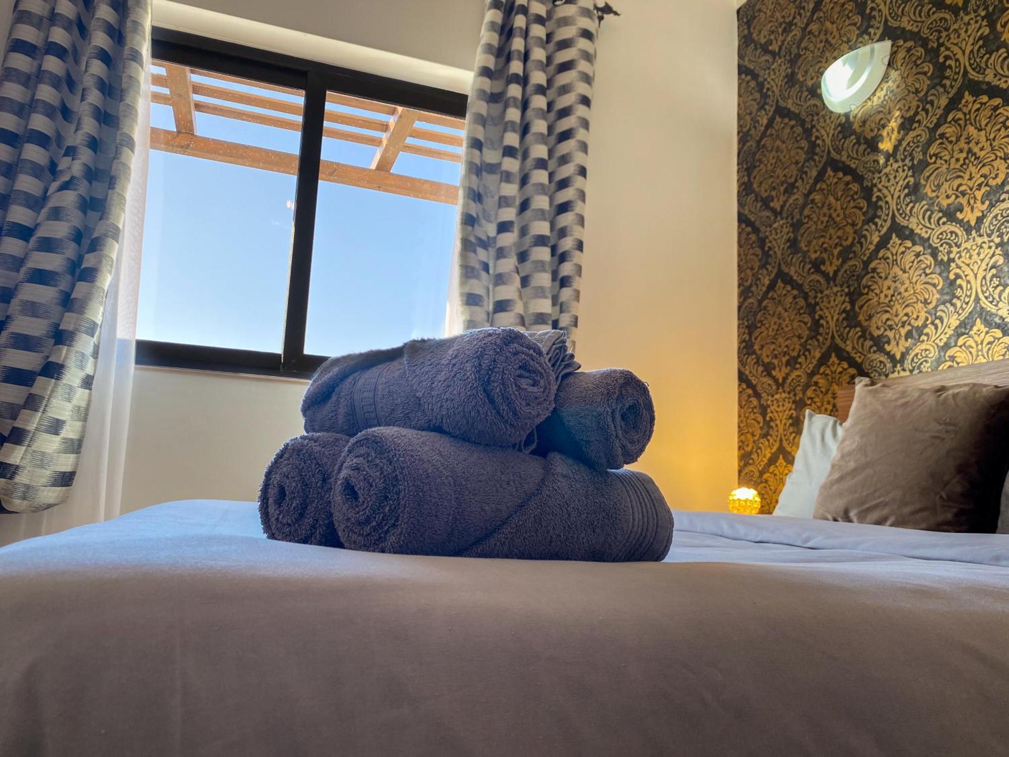 Kimray Boutique Apartment - Indulge In Comfort, Embrace Tranquility Marsaskala Ngoại thất bức ảnh